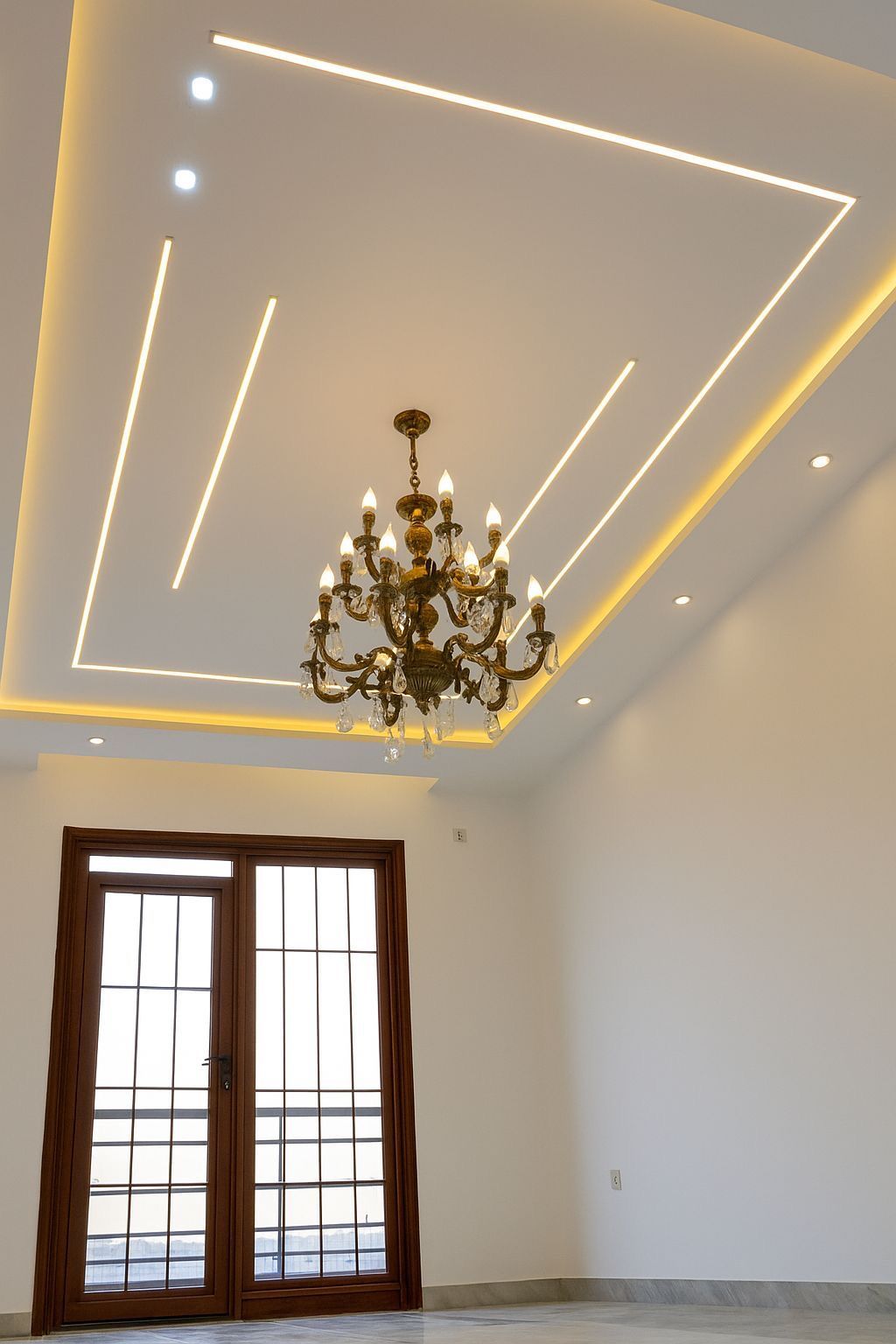 Ceiling with chandelier